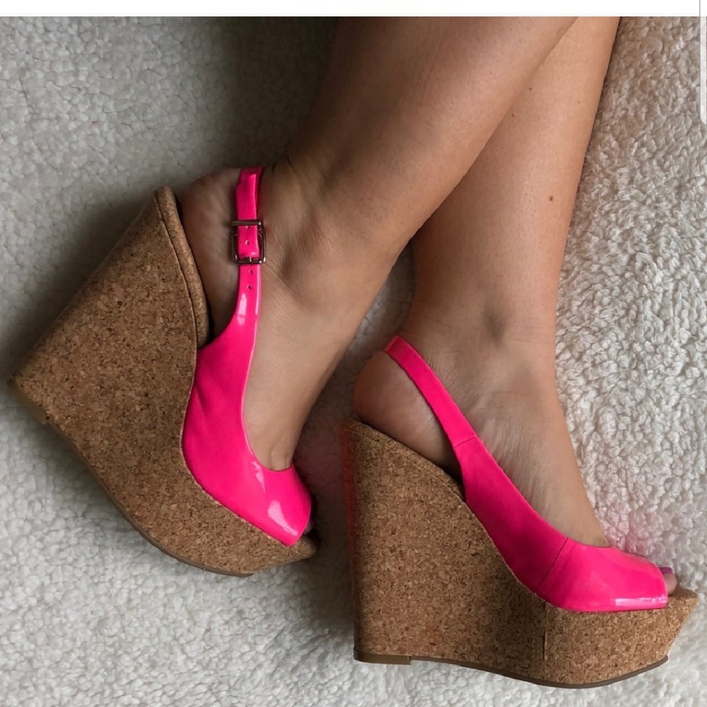 Pink wedges